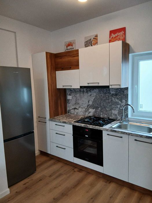 Apartament 2 camere complet  mobilat   la  250 m de plaja
