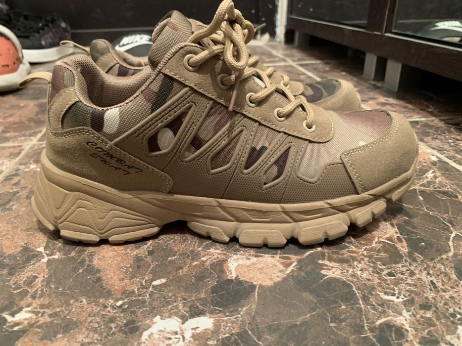 военные кроссовки