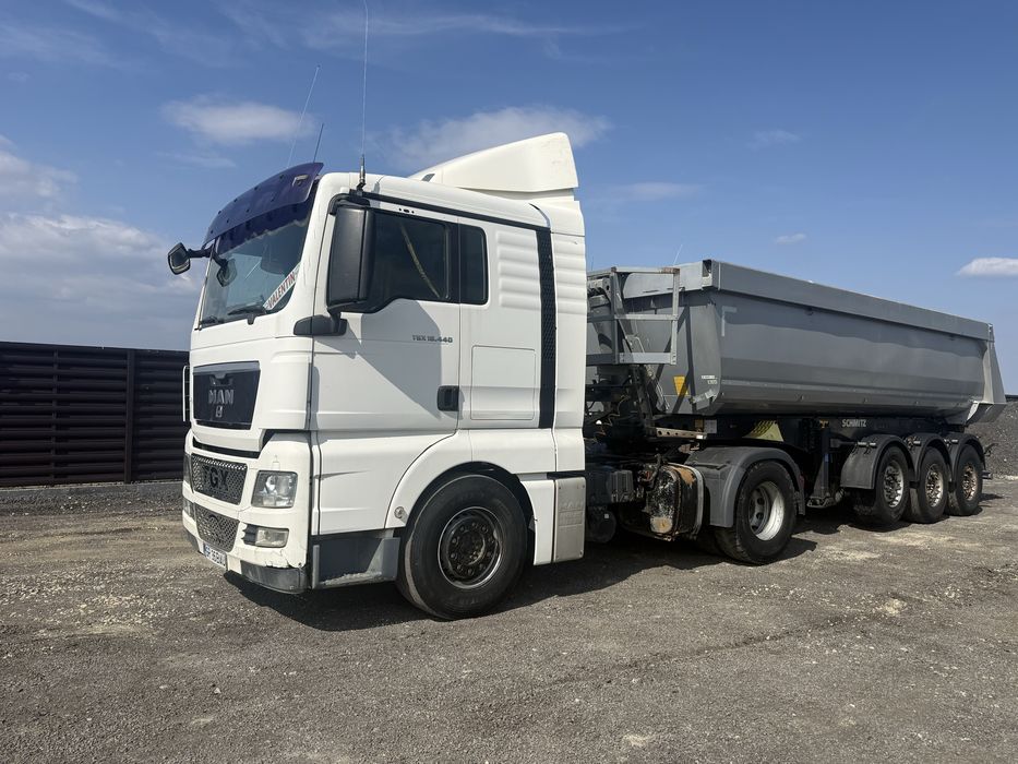 Cap tractor Man tgx 440.