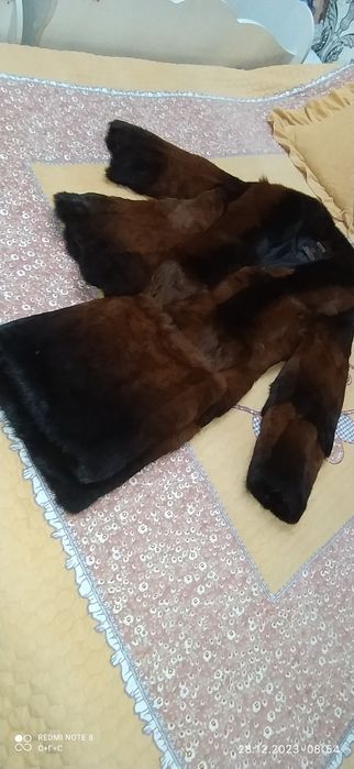 Шуба сотилади срочно