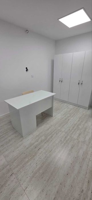Дава се под наем Офис в Пловдив, Сточна гара - 302 кв.м за 1994.61 € - Снимка #8
