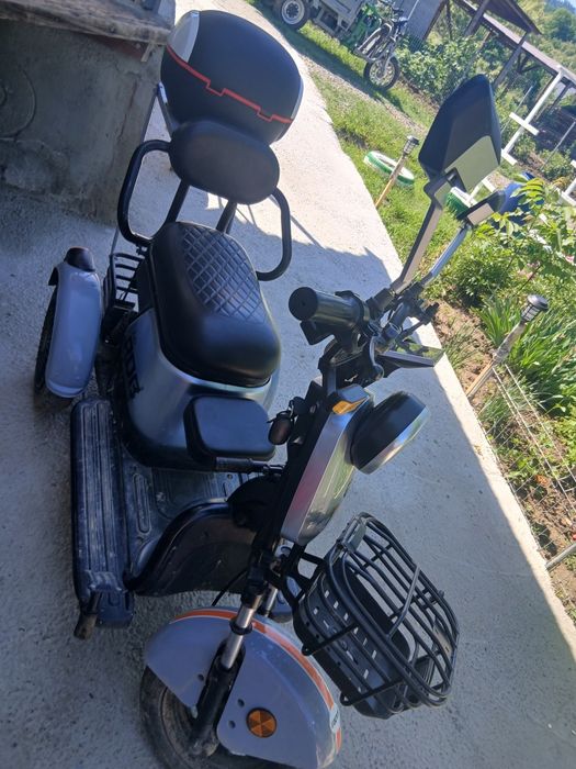 Vind moped electric