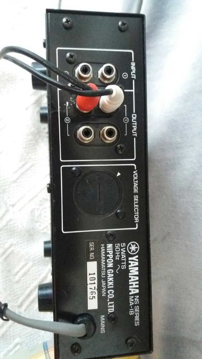 Кубе, калъф, микрофон за хармоника, предусилвател за микрофон