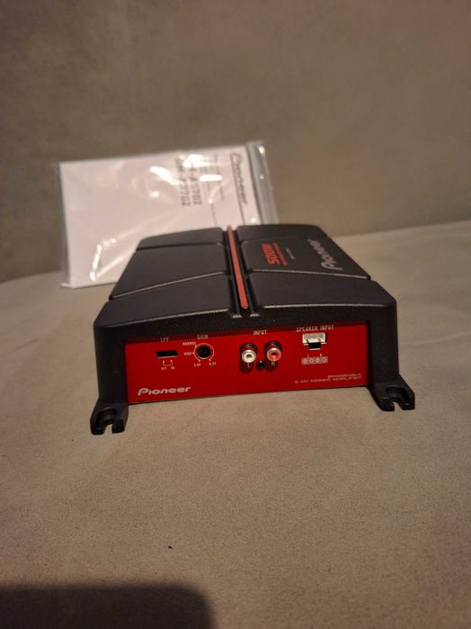 Усилвател за кола Pioneer 500w.