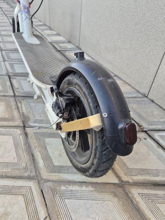 Продам электросамокат