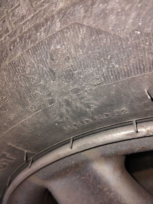 Зимни гуми ТАУРУС    с   алуминиеви джанти 15 "  оригинални за опел