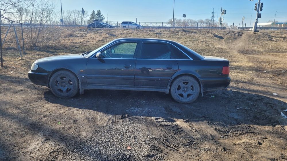 Продам Ауди А6 2.6