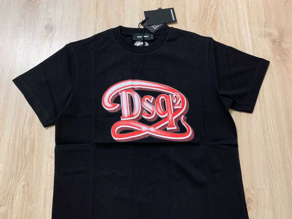 Нови мъжки тениски Dsquared D2 налични S-2XL
