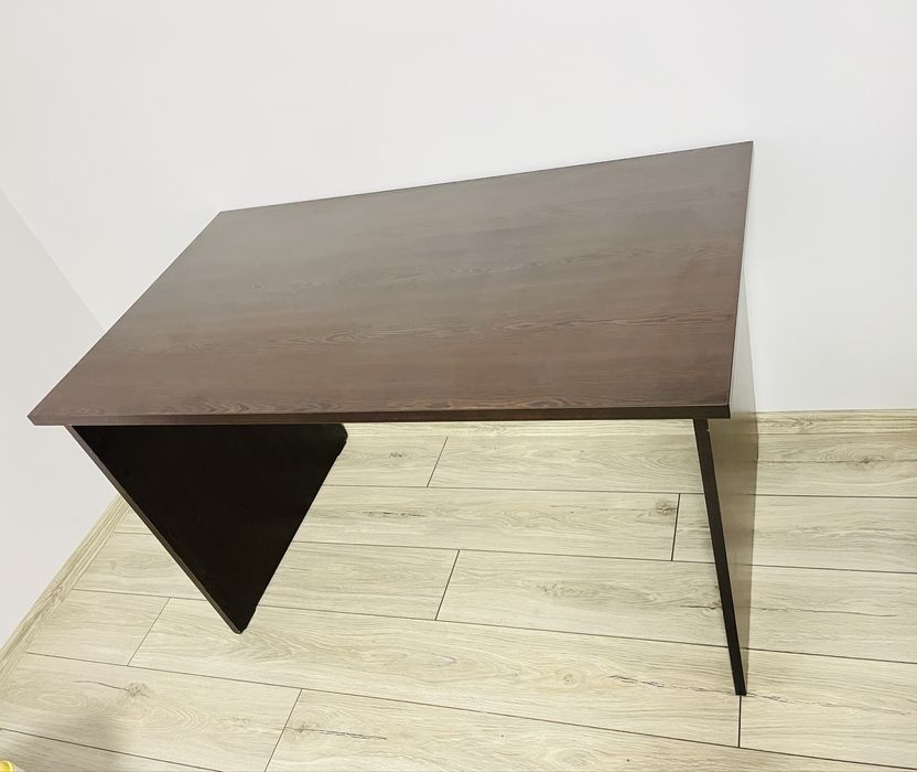 Масивно Бюро Венге 120Х70 см