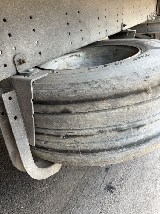 Баллон 385/65/22/5 накаченный с дискам