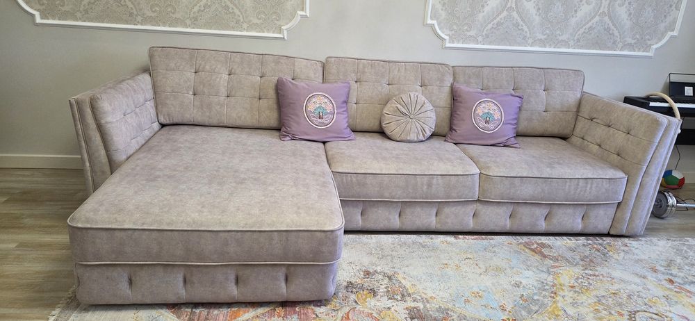 Угловой диван для гостиной