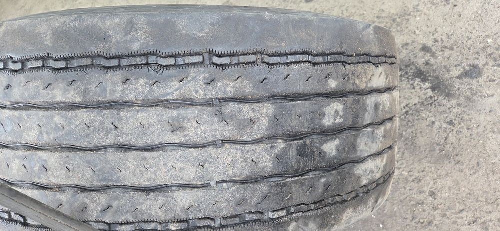 Шины грузовые б/у
