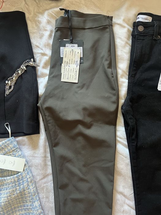 Дамски дънки и панталони Нови Zara Guess