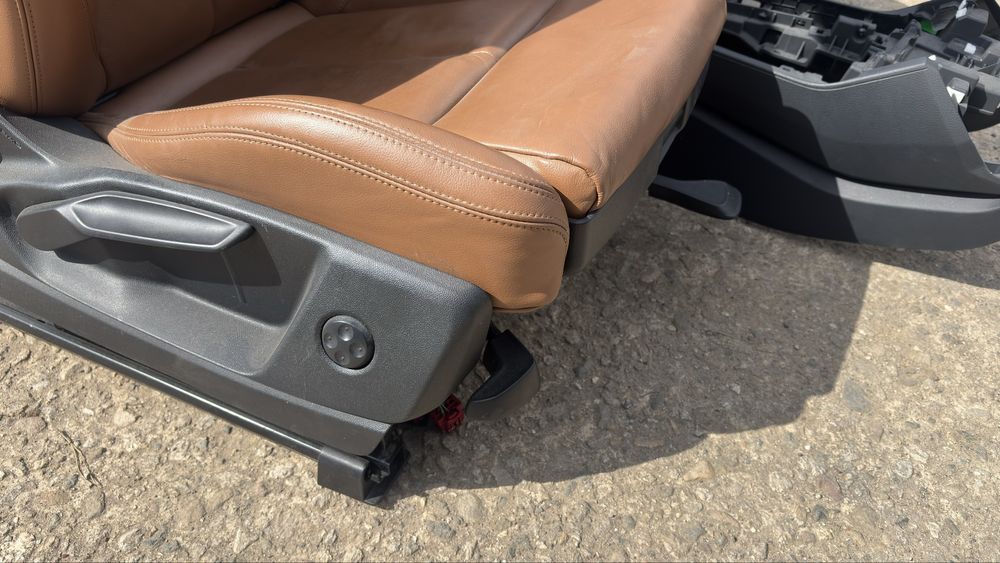 Салон за Q5 2018