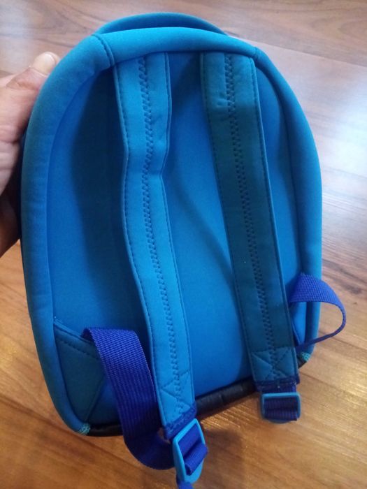 Продавам детски раници