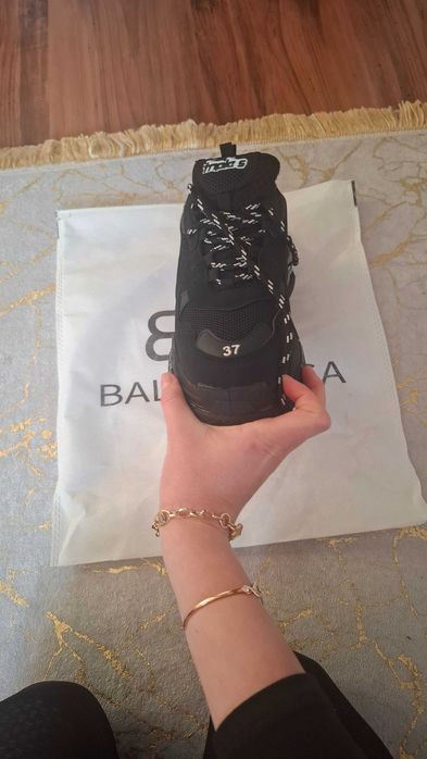 Маратонки Balenciaga черни чисто нови