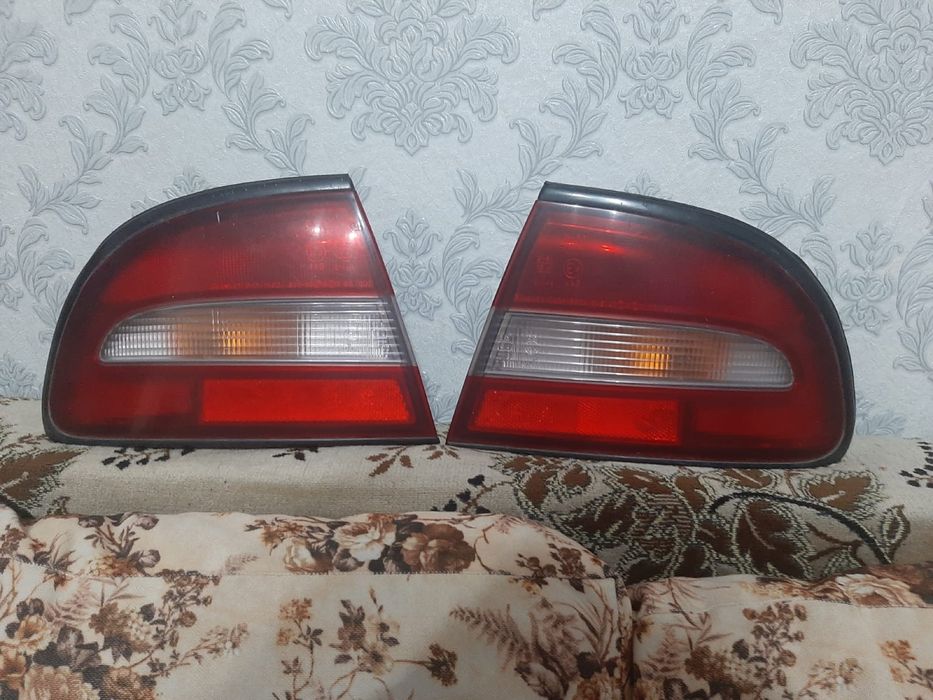 Задний плафоны от мицубиси галад.