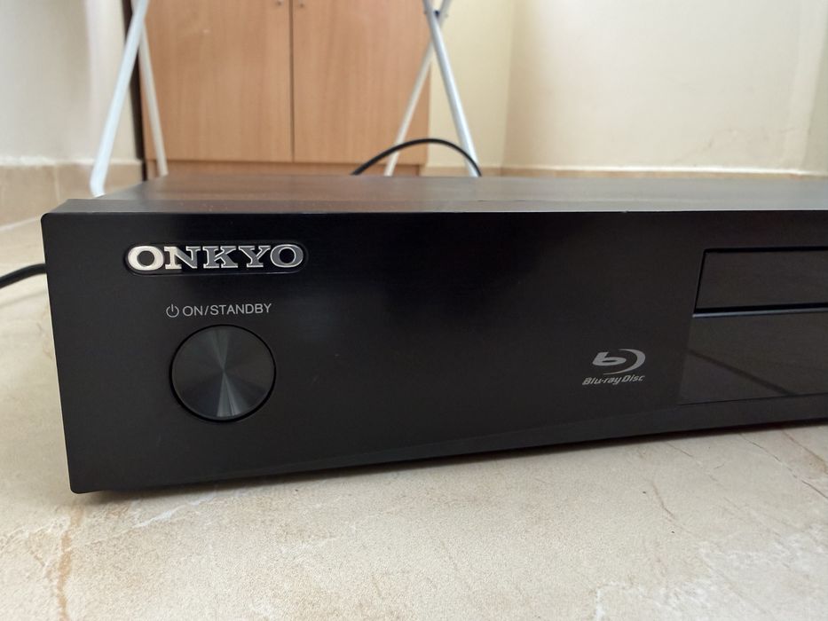 Onkyo BD-SP353 Blu-Ray disk player