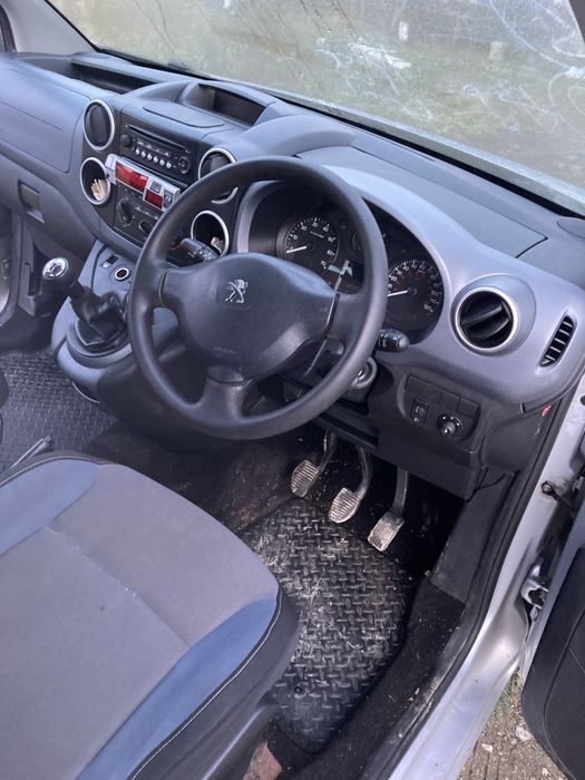 Peugeot Partner 1.6 hdi Инвалиден