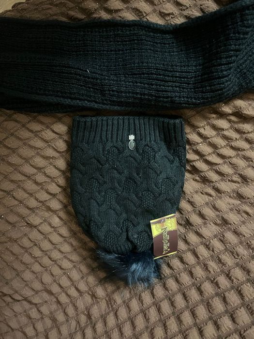 Комплект шапка и шарф