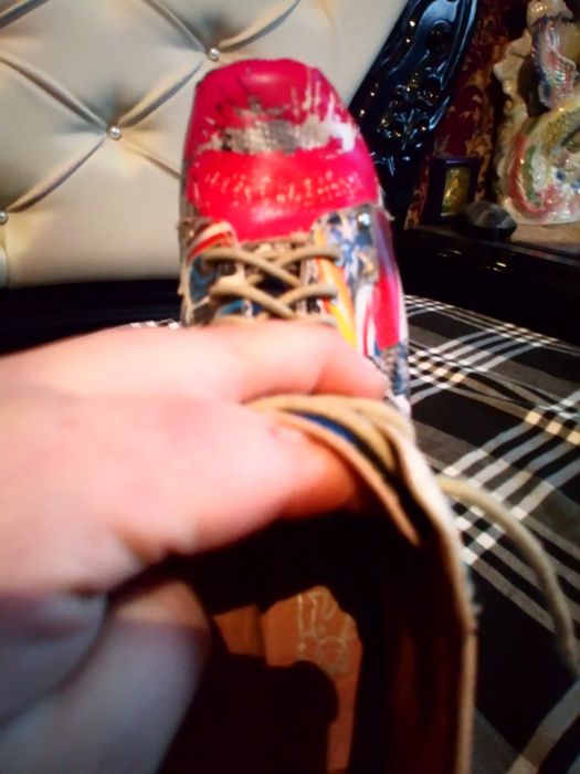 Продам обувь ботильоны 39-40р