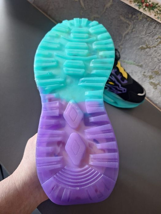 Продам кроссовки летние на мальчика