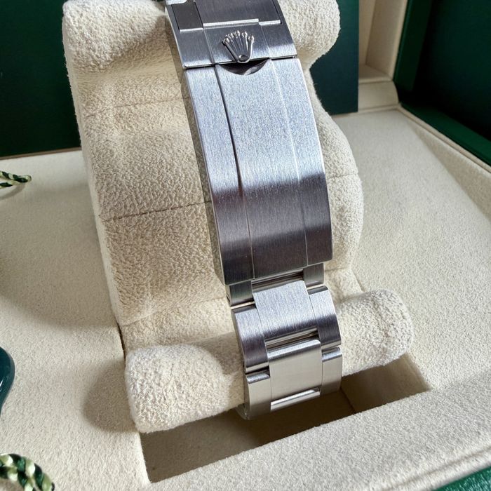 Rolex Submariner Date Starbucks | New | PE STOC | 41mm | 14750 Euro | 126610LV | 2026
