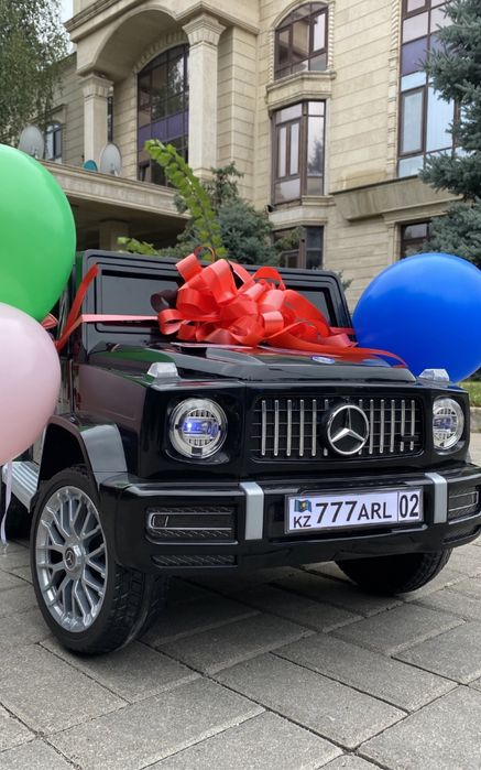 Продам детскую машинку электромобиль