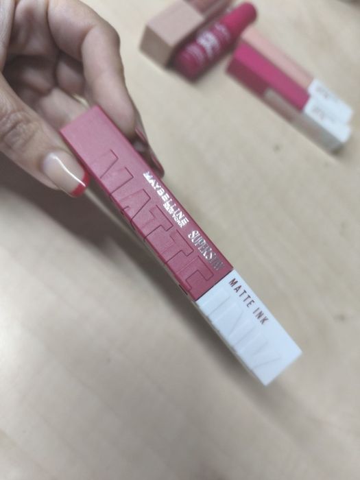 Glosuri maybelline