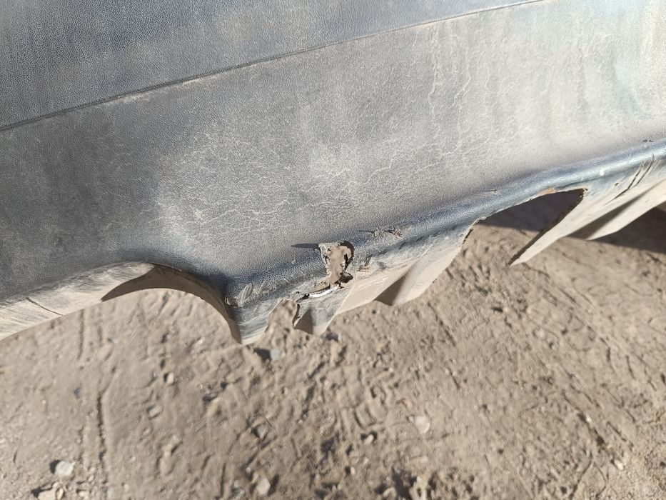 Задний бампер Ауди 80 б3