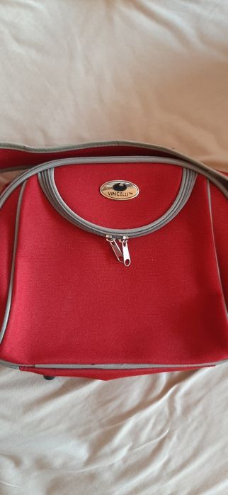 Нова козметична чанта