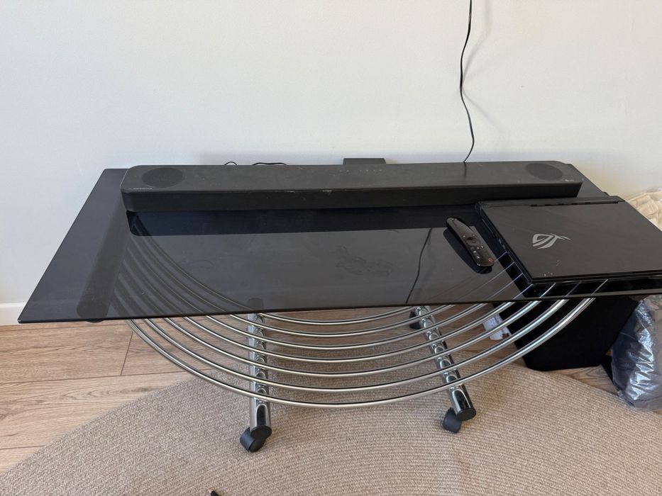 Столик журнальный