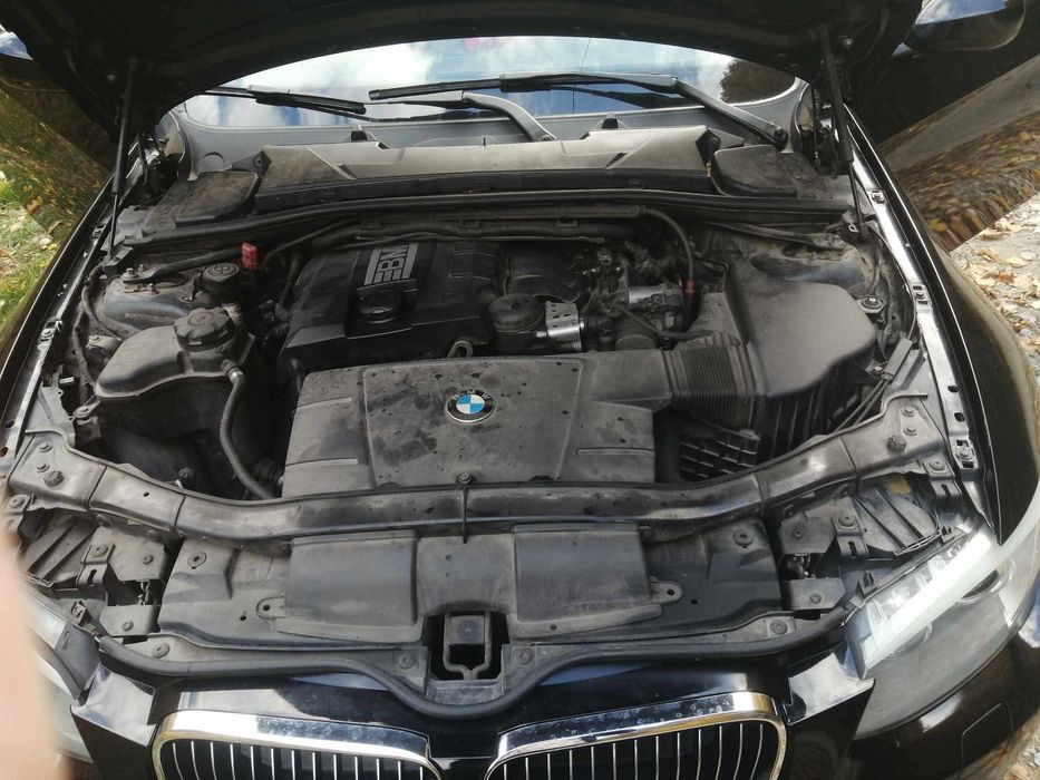 Vand bmw 320 i e93 decapotabila
