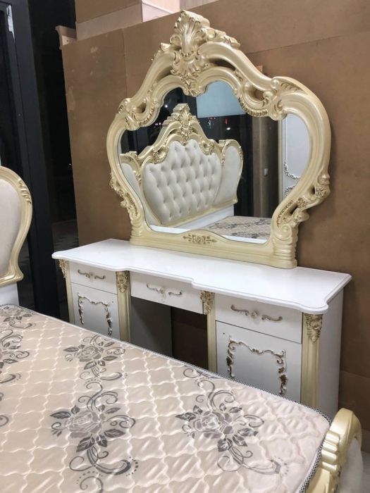 Spalniy ganitur kamplekt