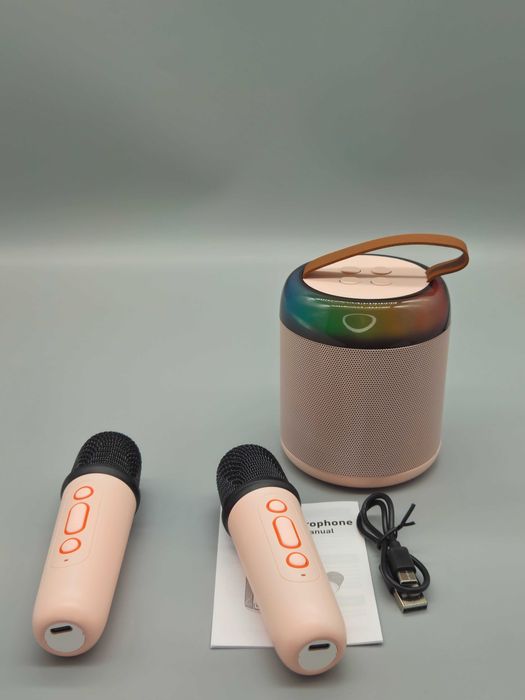 Безжичен караоке комплект с два микрофона и Bluetooth високоговорител!