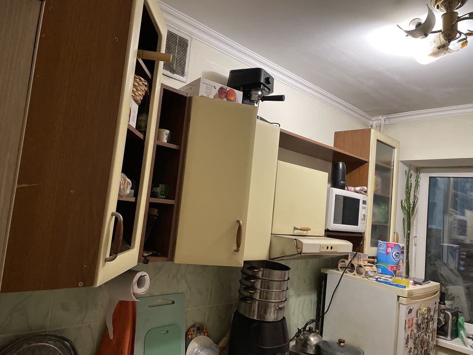 Продам кухонный гарнитур (целиком либо по частям)