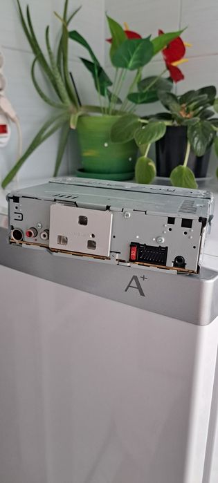 JVC KD X30 auto.
