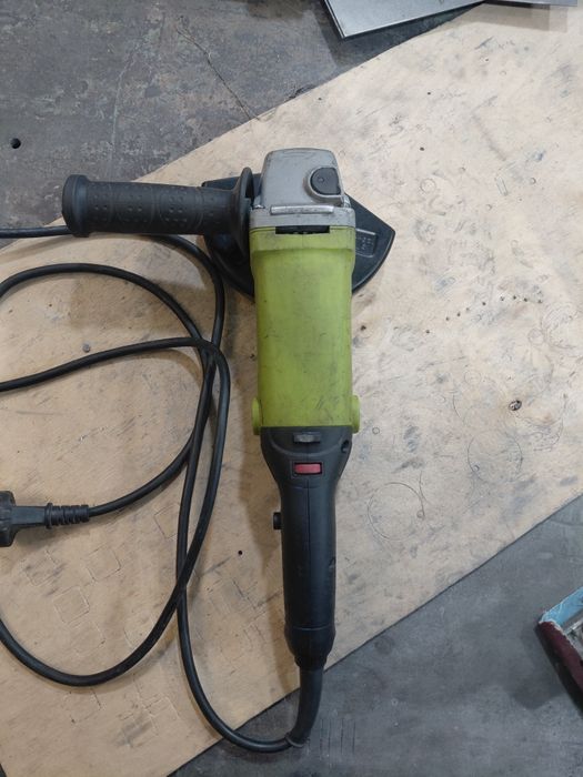 Болгарка IVT AG125 G