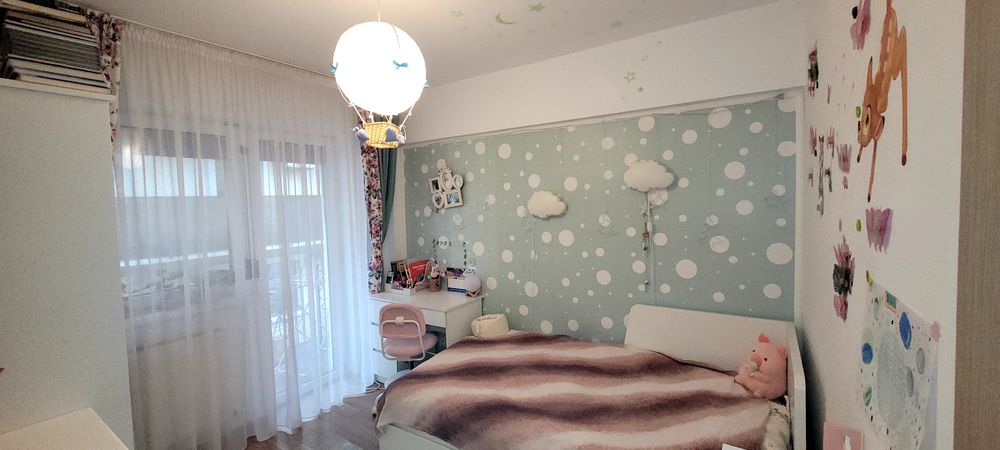 Vând apartament cu 3 camere-Proprietar