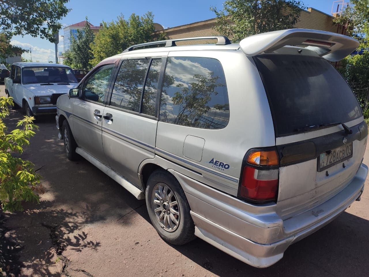 nissan prairie joy - Транспорт - OLX.kz