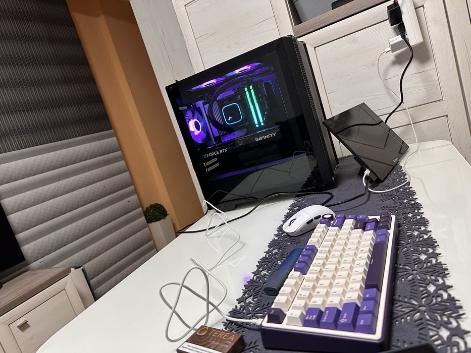 Геймърски Компютър RTX 5070