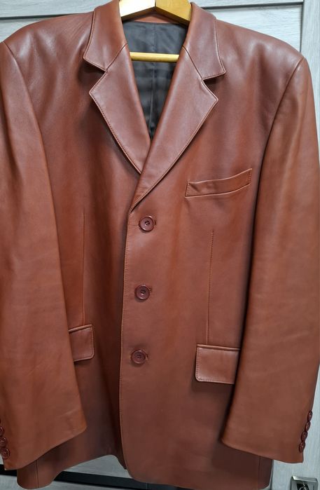 Продам кожаный пиджак