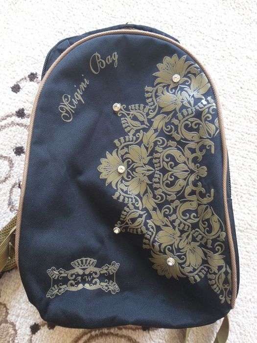 Срочно,Срочно,Срочно Продам Рюкзак для девочек!