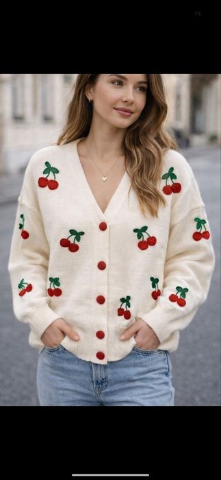 Pulovere tricot cu cireșe