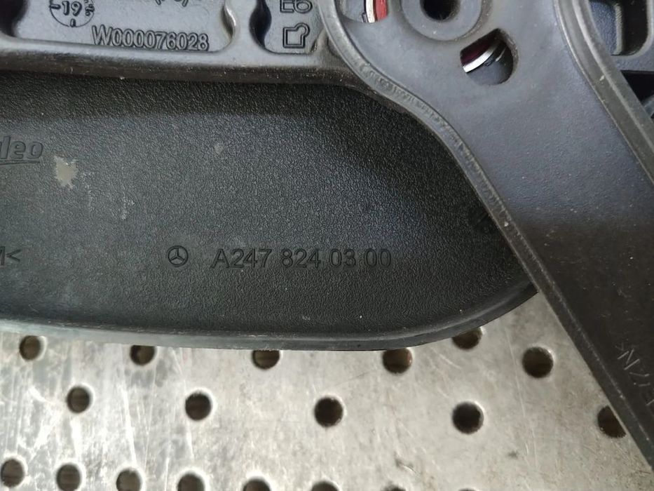 set brate stergator mercedes b-class w247 2020 a2478240300  a2478204500