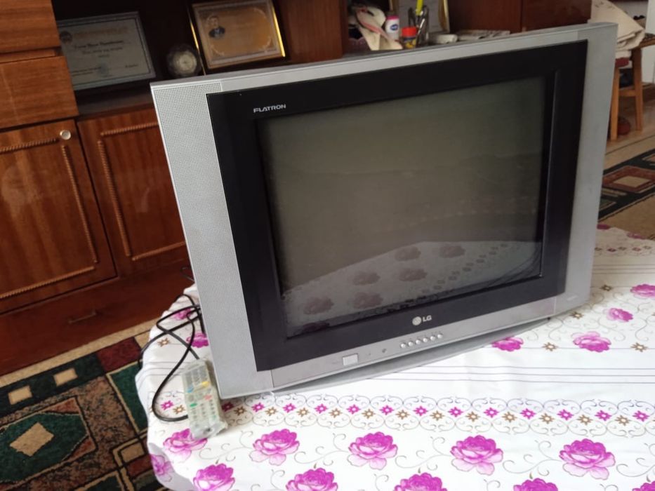 Продам телевизор не дорого