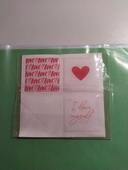 Продам 3Д  наклейки