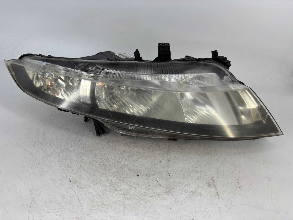 Far dreapta cu xenon Honda Civic an 2008