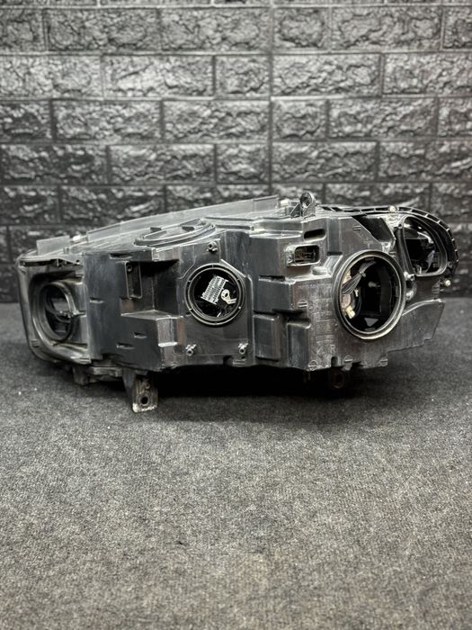 Far dreapta bmw X5 F15 X6 F16 Full led adaptive 3 calculatoare