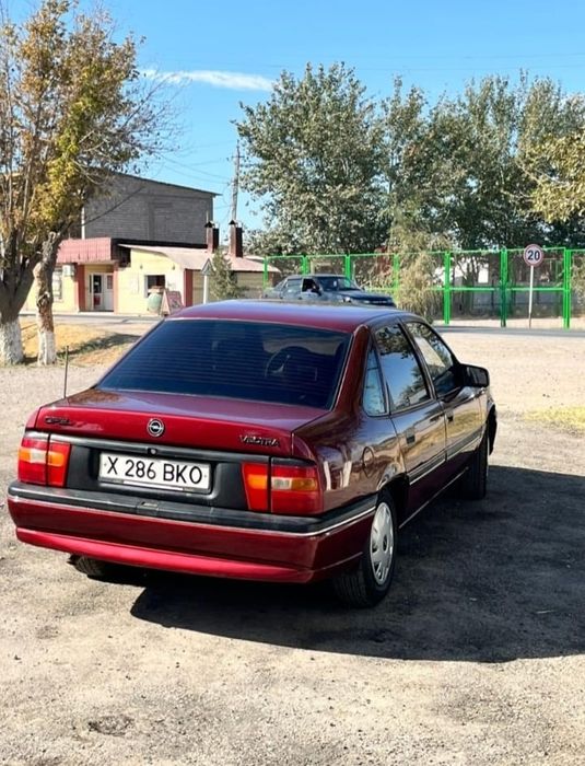 Opel vektra 2 куб сатылады.